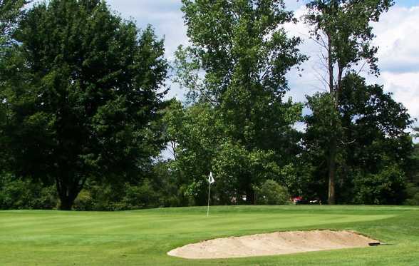 Leaning Tree Golf Club