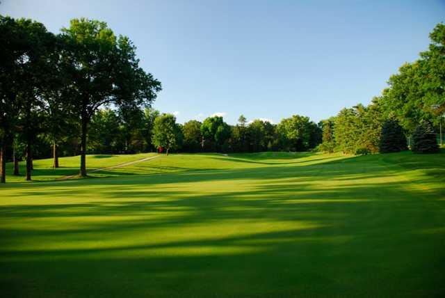 St. Louis Country Club - photo 2