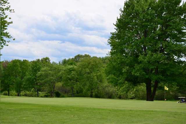 St. Anne Country Club - photo 2