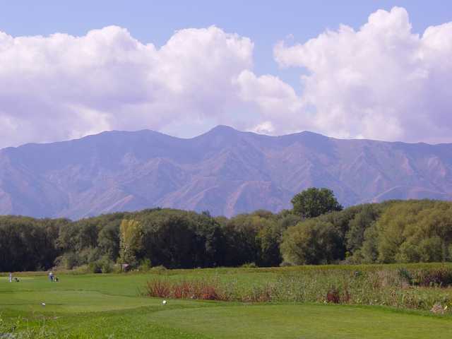 Logan River Golf Course - photo 1