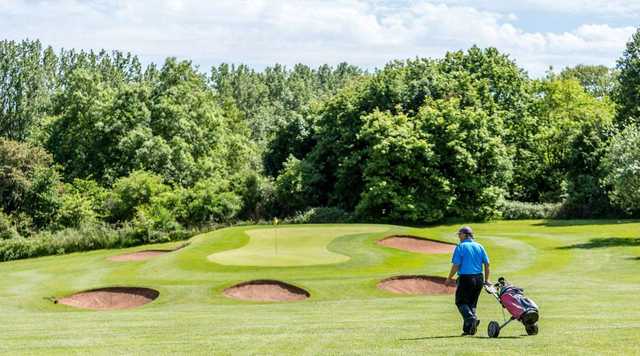 Stoneleigh Deer Park Golf Club - photo 2