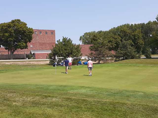 Sunrise Pointe Golf Course - photo 2