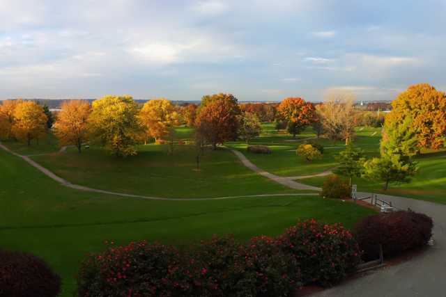 Avon Fields Golf Course - photo 2