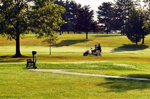 Livingston Country Club - photo 4
