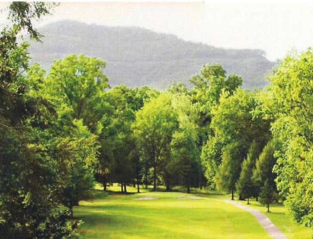Middlesboro Country Club - photo 4