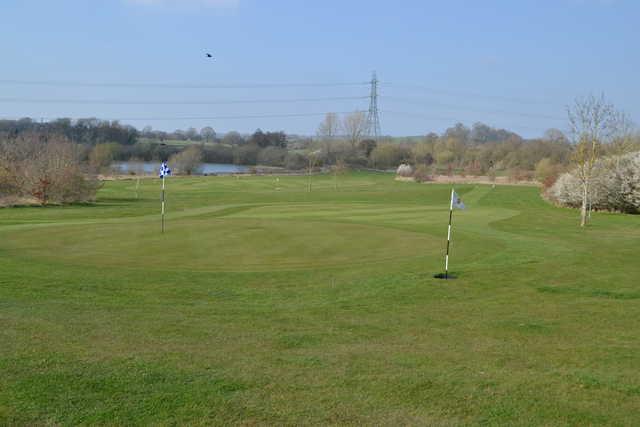 Henley Golf & Country Club - Par 3 Course - photo 2