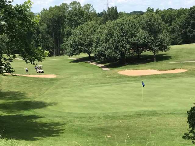 Eagle's Nest Country Club - photo 3