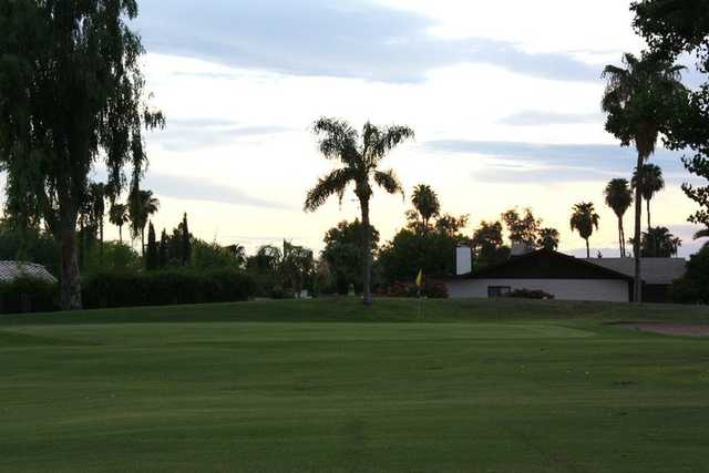 Royal Palms Golf Course - photo 2