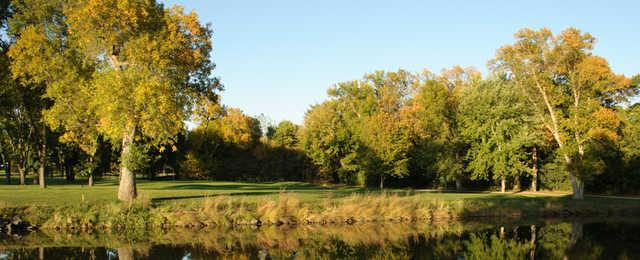 Minnehaha Country Club - photo 1