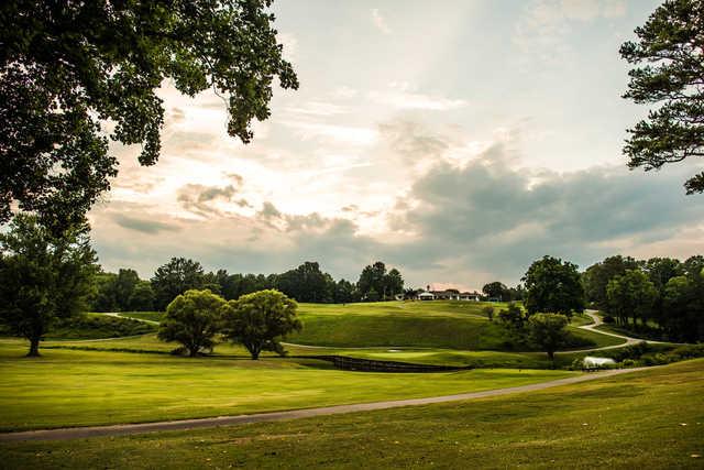 Oakwoods Country Club - photo 3