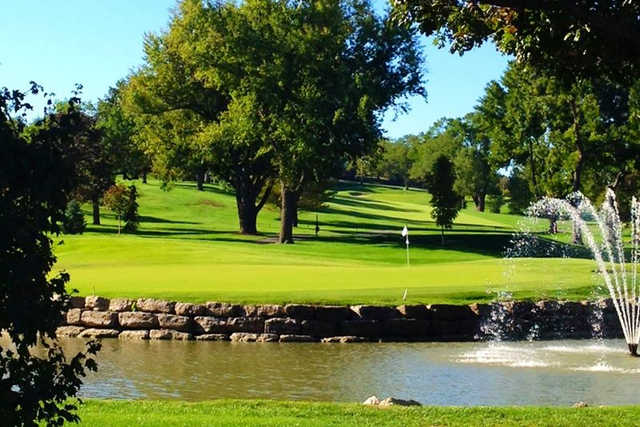 Lake Quivira Country Club - photo 4