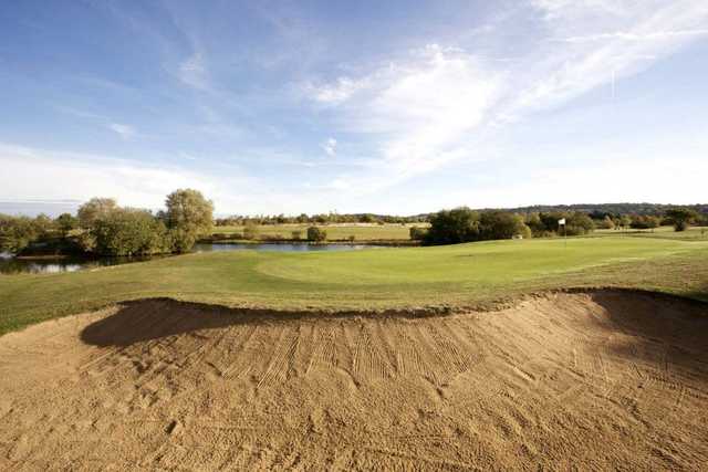 Langdon Hills Golf & Country Club - Horndon Course - photo 2