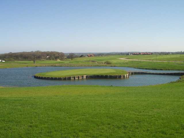 Blakes Golf Club - photo 4