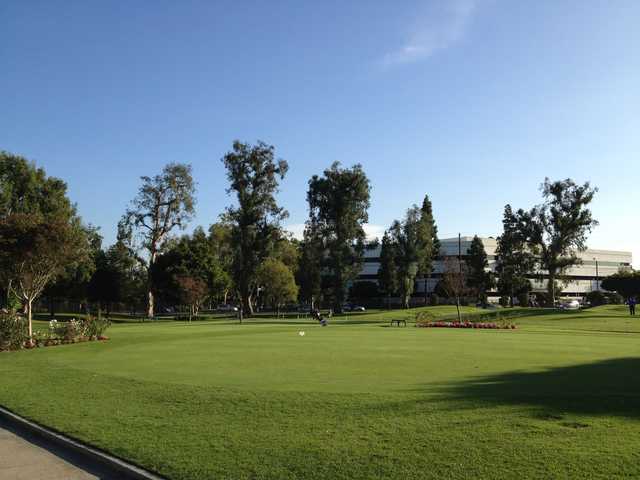 Lakewood Country Club - photo 2