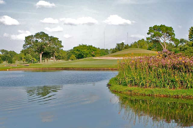 Riverbend Country Club - photo 3