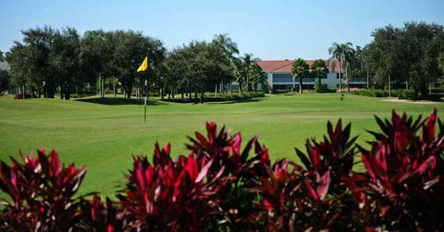 Vineyards Country Club - photo 4