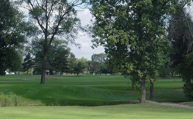 Sunnybrook Golf Club - photo 2