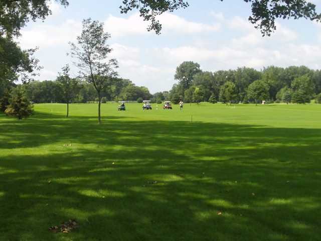 Hawk Creek Country Club - photo 2