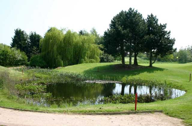 Weston Turville Golf Club - photo 5