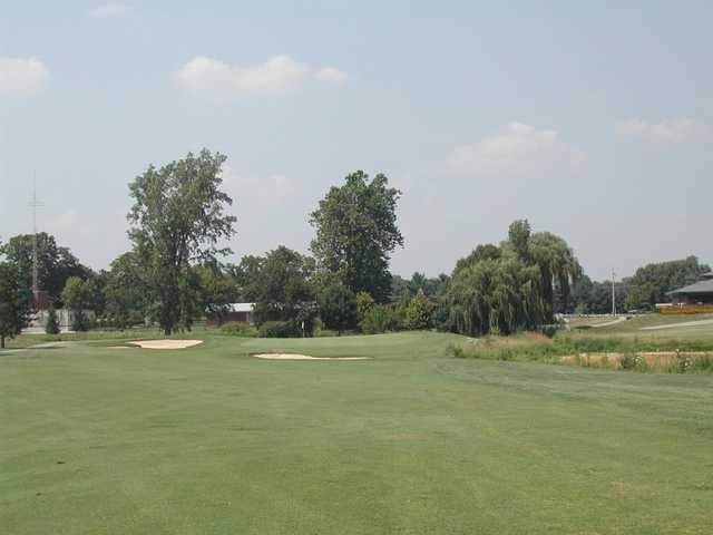 Fox Prairie Golf Course - photo 3