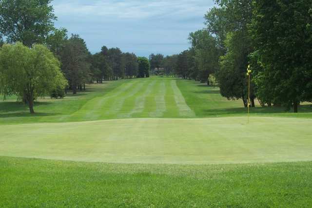 Escanaba Country Club - photo 3