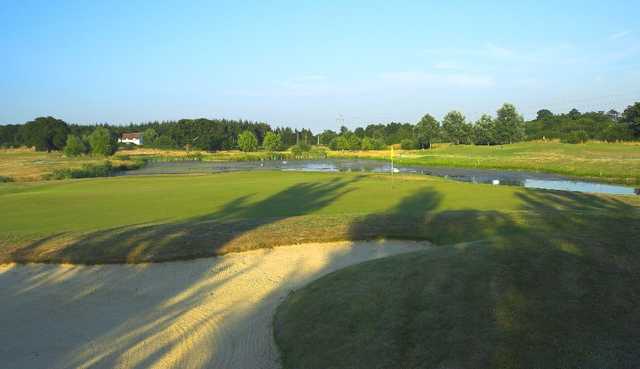 De Vere Wokefield Estate Golf Club - photo 4