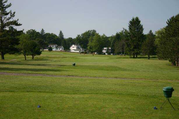 Monoosnock Country Club - photo 3