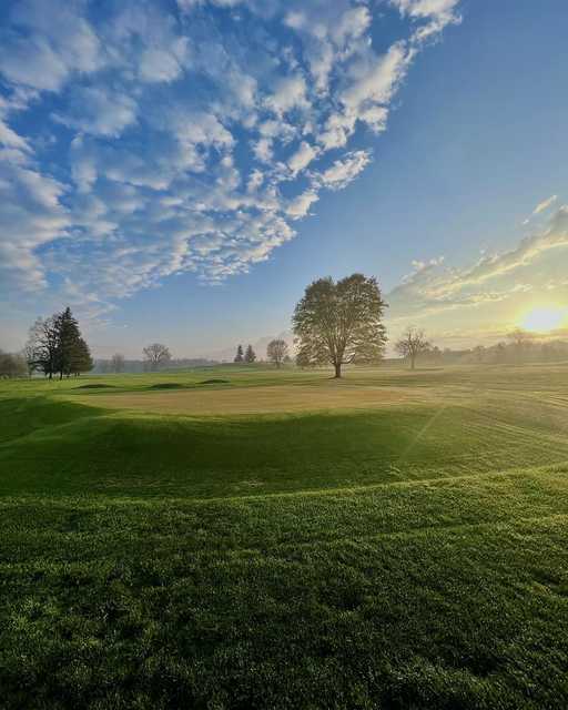 Vernon View Golf Course - photo 2