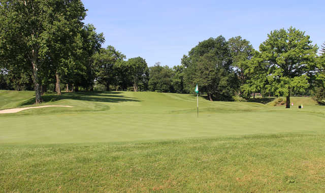 North Hills Country Club - photo 1