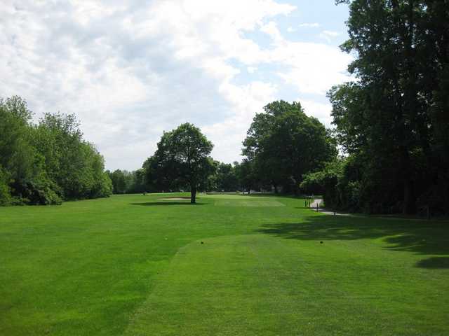 Sarah Shank Golf Course - photo 1