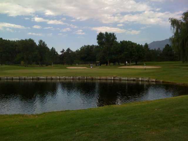 Hidden Valley Country Club