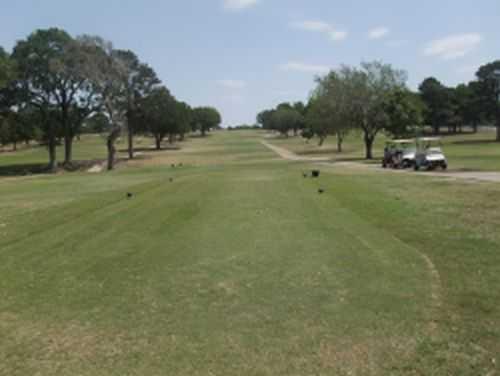 Bellville Golf & Rec. Club - photo 3