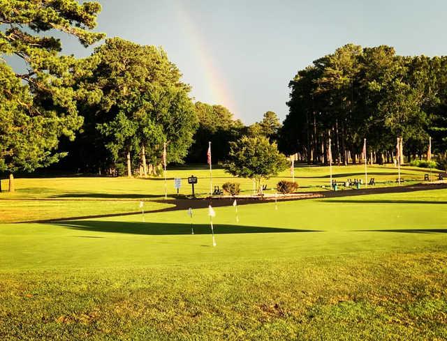 Mulligan's Pointe