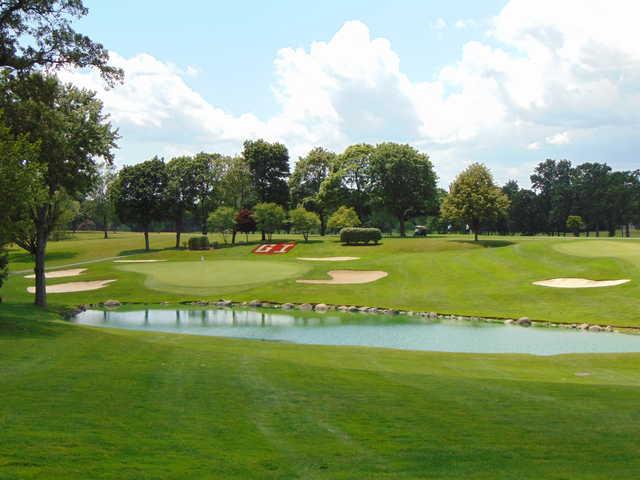Grosse Ile Golf & Country Club - photo 1