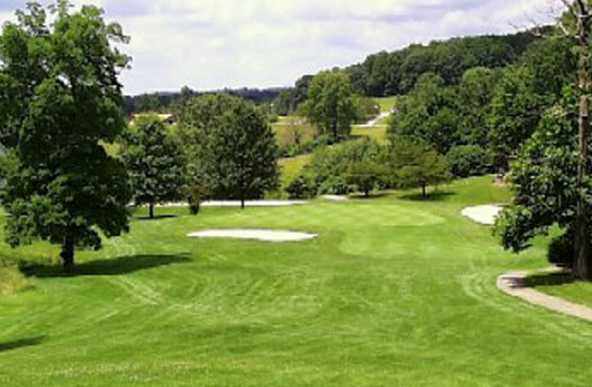 Eagle's Nest Country Club - photo 4