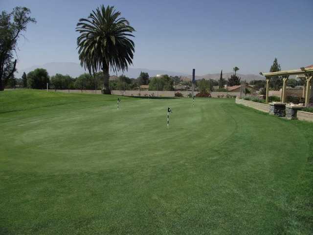 Paradise Knolls Golf Course - photo 6