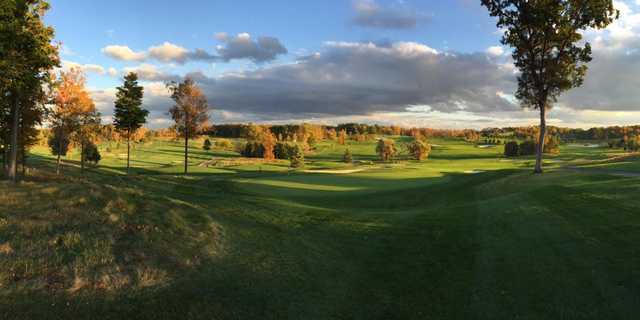Ravenwood Golf Club - photo 3