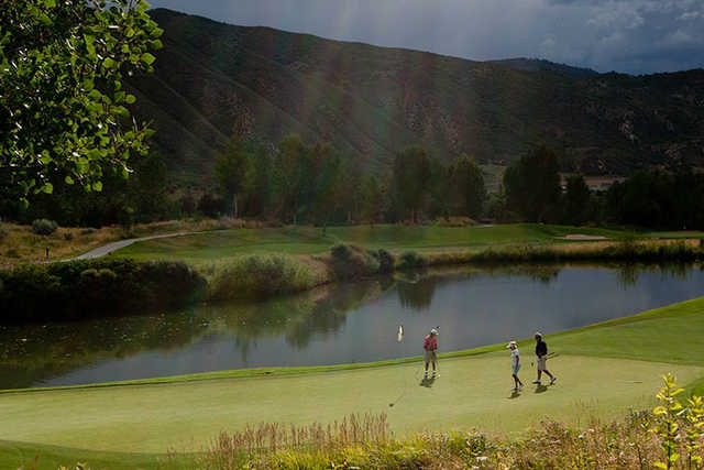 The Roaring Fork Club - photo 4