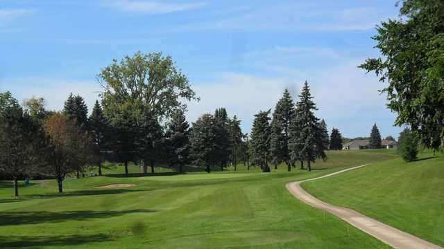 Napoleon Municipal Golf Course - photo 3