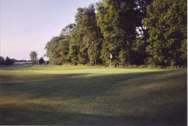Taylors' Par 3