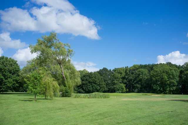 Malden Golf Club - photo 2