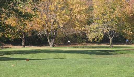 South Grove Golf Course - photo 2