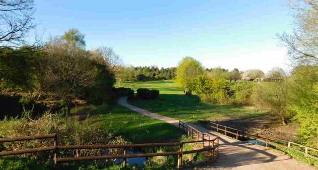 Shirley Golf Club - photo 6