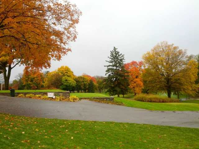 Fountain Head Country Club - photo 3