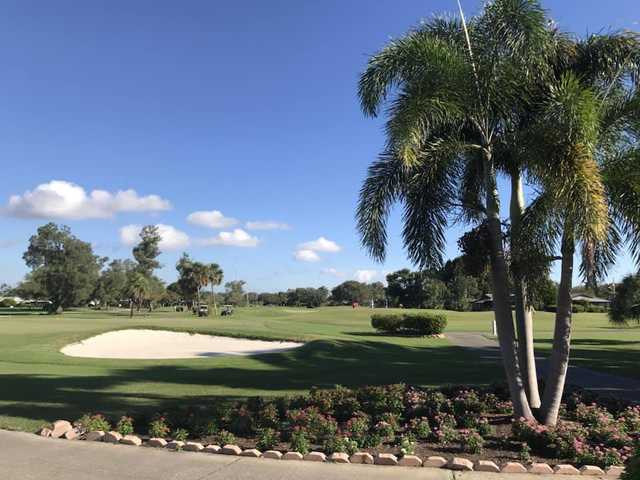 Seminole Lake Country Club - photo 3