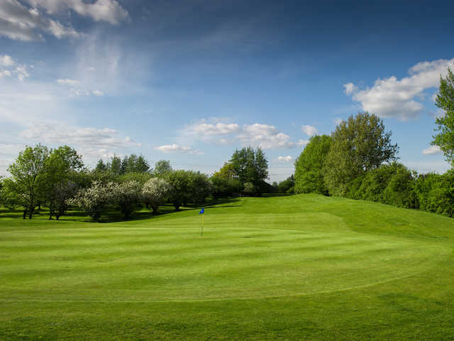 Chelsfield Lakes Golf Club - photo 2
