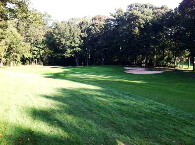 Dix Hills Park Golf Course - photo 2