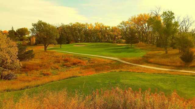 Lake Maloney Golf Course - photo 2