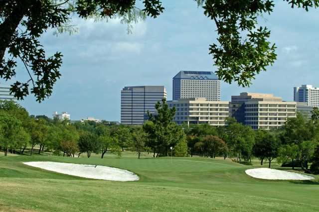 Las Colinas - photo 2