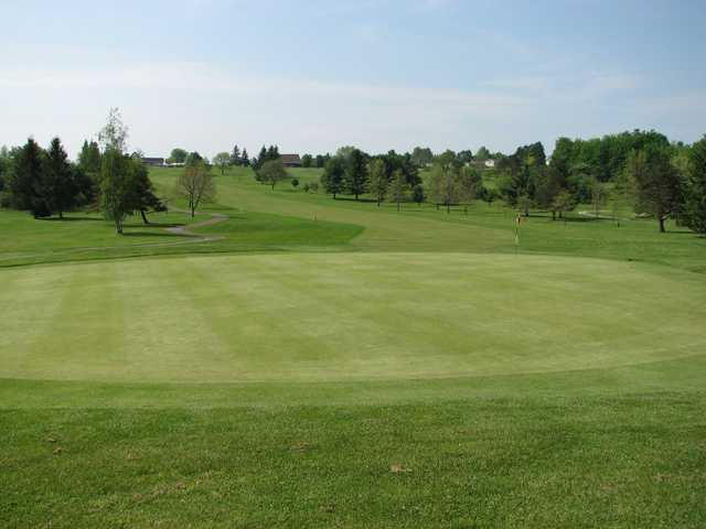 North Hills Municipal Golf Course - photo 3